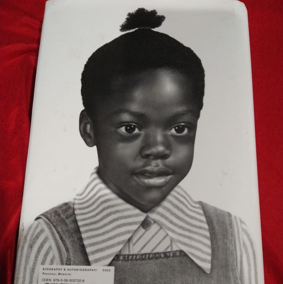 Viola Davis Finding Me 1st/1st Edition HB Book 2022 - Picture 2 of 3